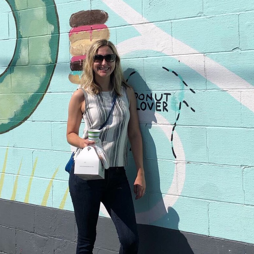 Meet your Posher, Caitlin